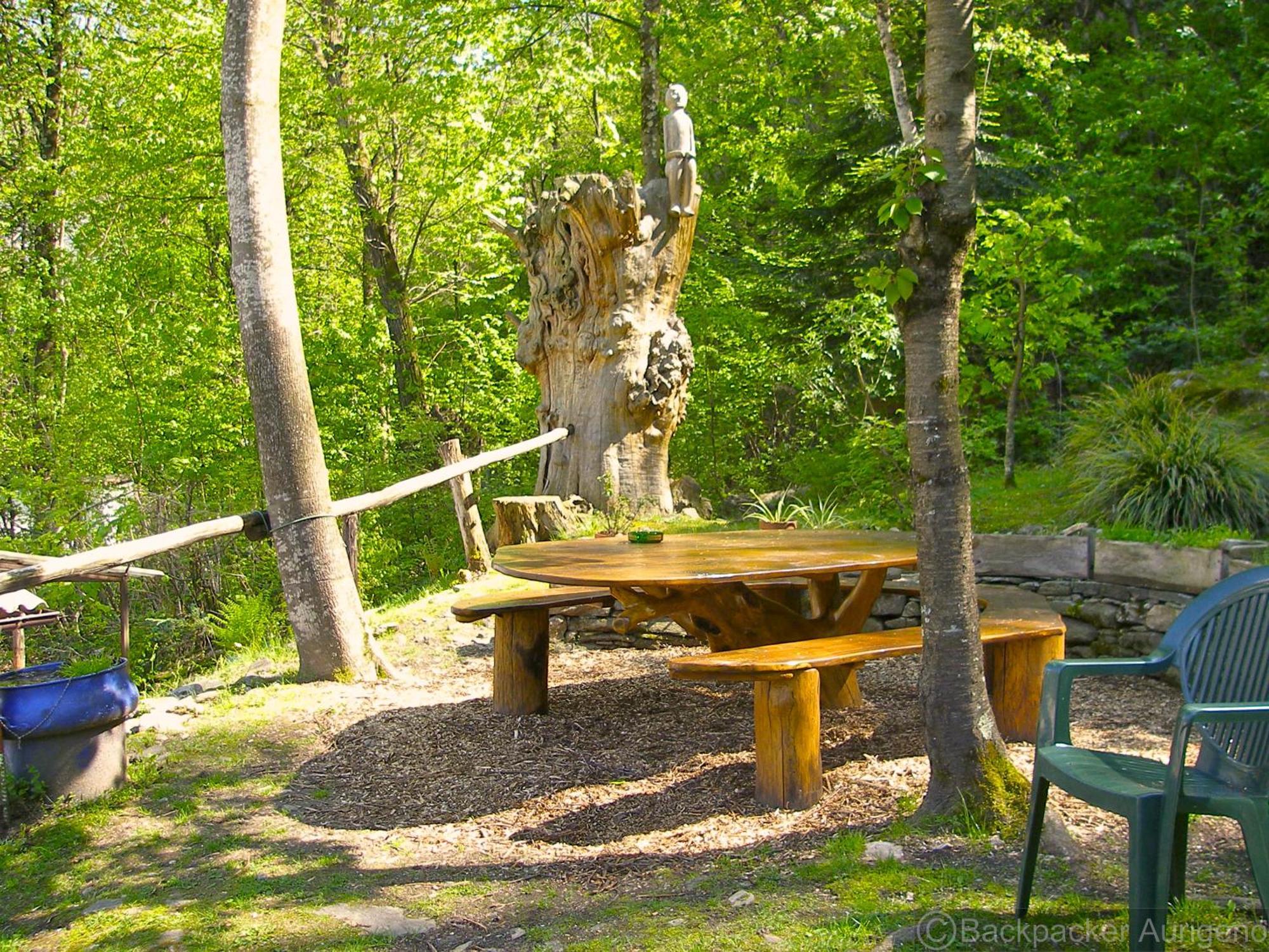 Baracca Backpacker Hostel Aurigeno Екстериор снимка