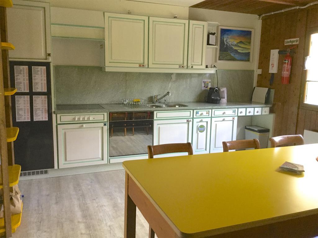 Baracca Backpacker Hostel Aurigeno Екстериор снимка