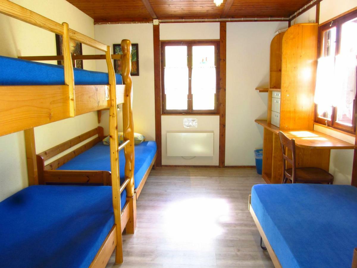 Baracca Backpacker Hostel Aurigeno Екстериор снимка